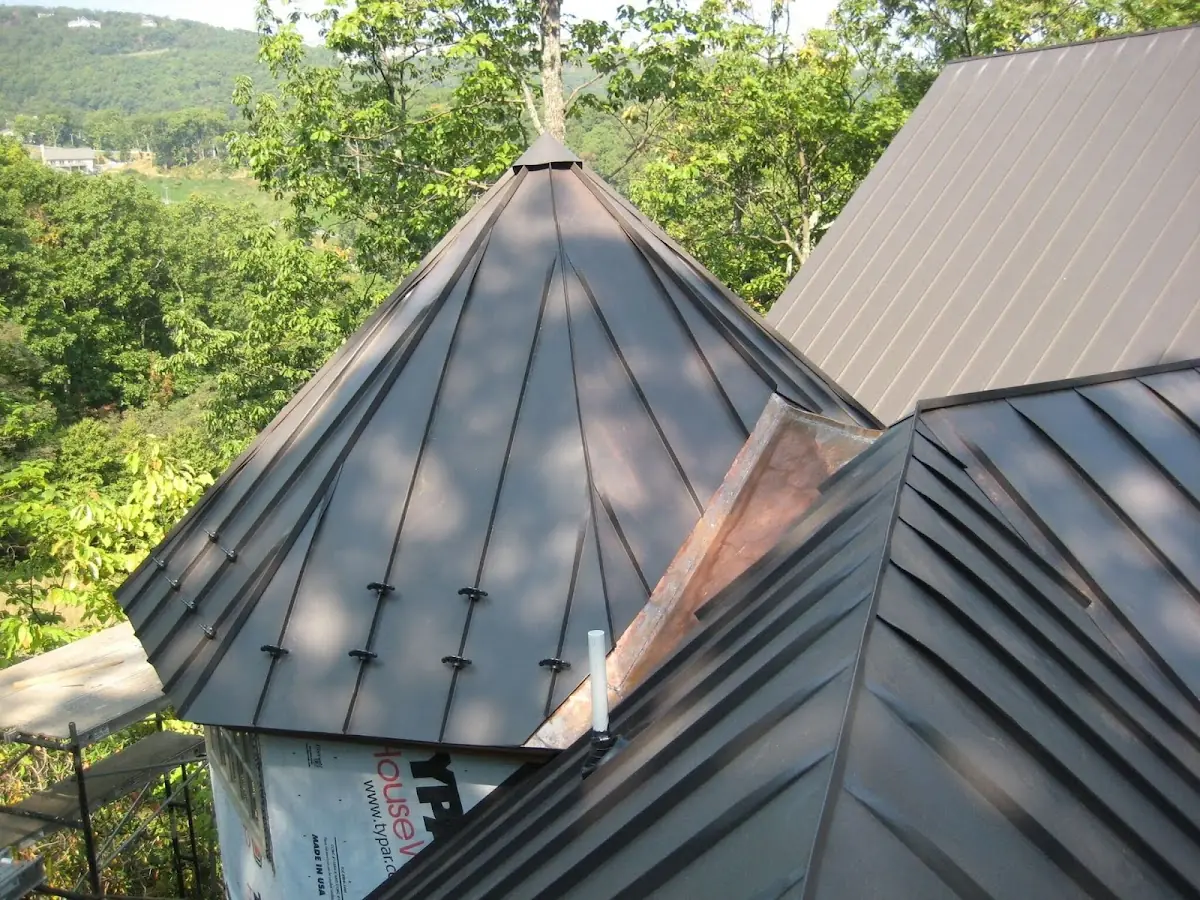 Professional Roof Tarp Installation by Craftsman Roofing in Campville